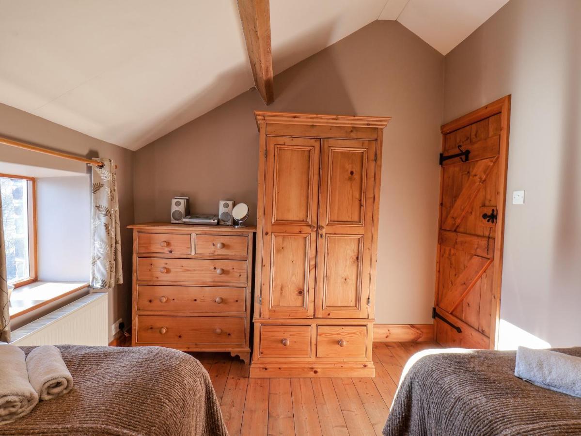 Hayloft Cottage Staintondale Eksteriør bilde