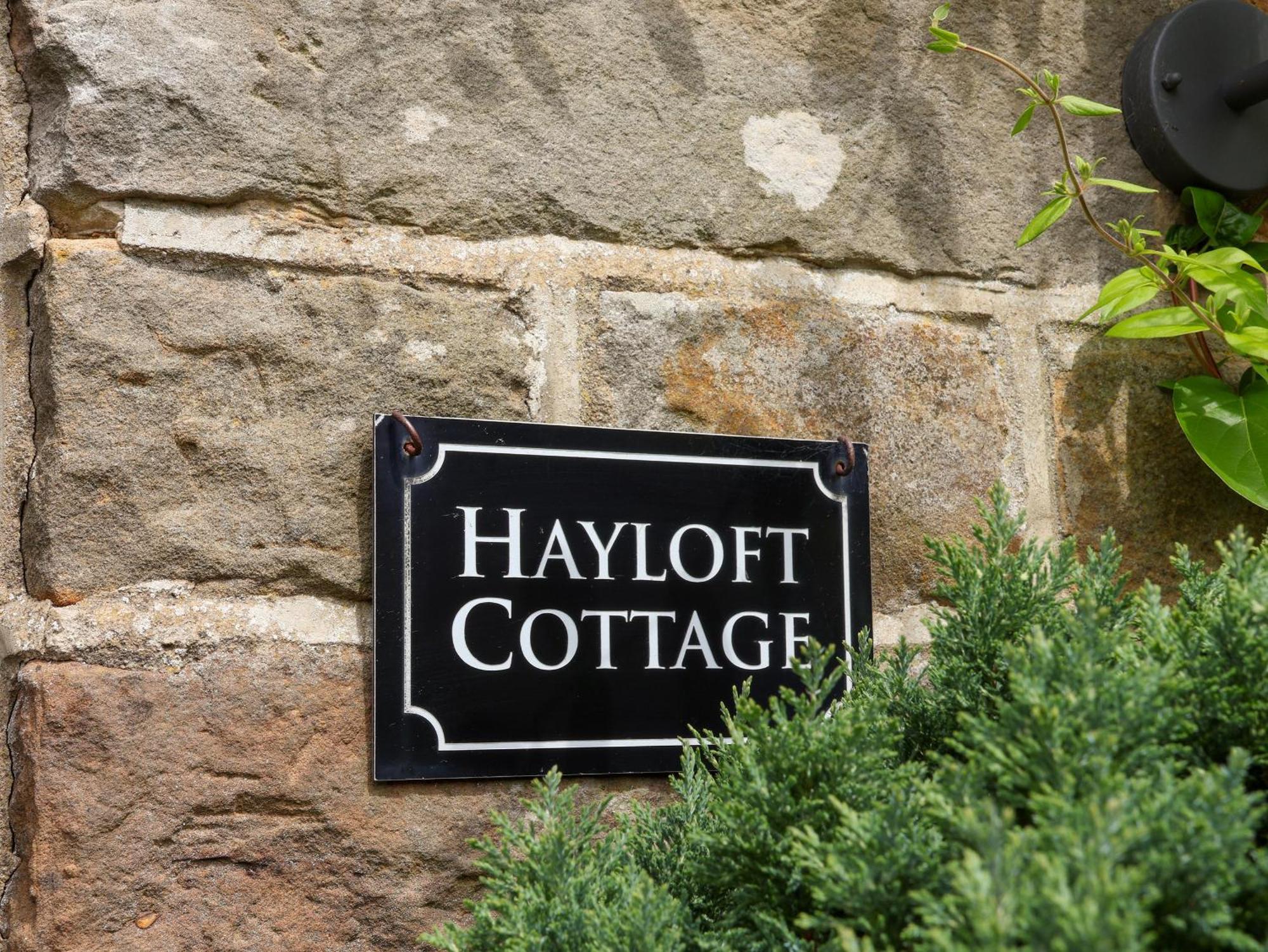 Hayloft Cottage Staintondale Eksteriør bilde